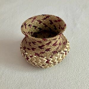 Vintage Tarahumara Pine Sotol Tri-Color Fine Double Weave Pot